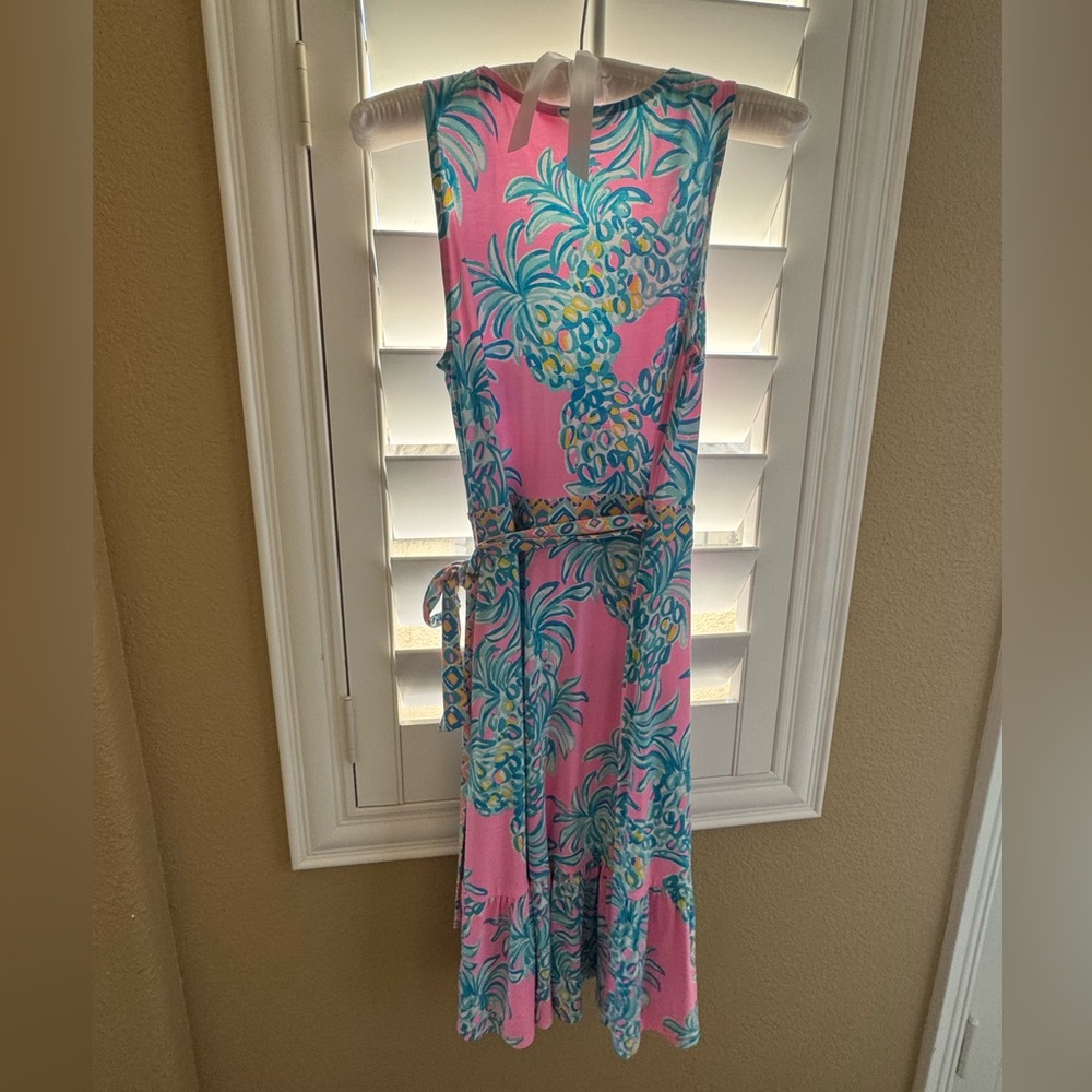 Lilly Pulitzer Misha Wrap Dress XS – Pink Tropical Print, Flowy & Vibrant - Picture 3 of 7